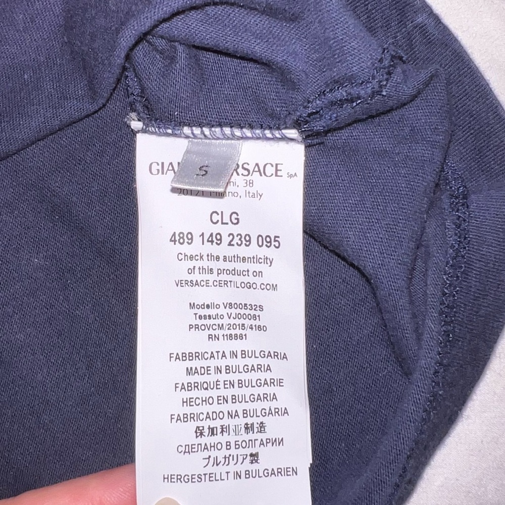 Versace blue navy tshirt with stars - Picture 4 of 4
